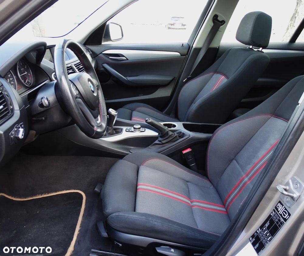 BMW X1 sDrive20d - 9