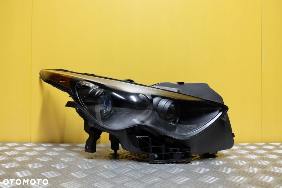 INFINITI FX FX35 2008- REFLEKTOR LAMPA XENON PRAWA CZARNA USA - 1