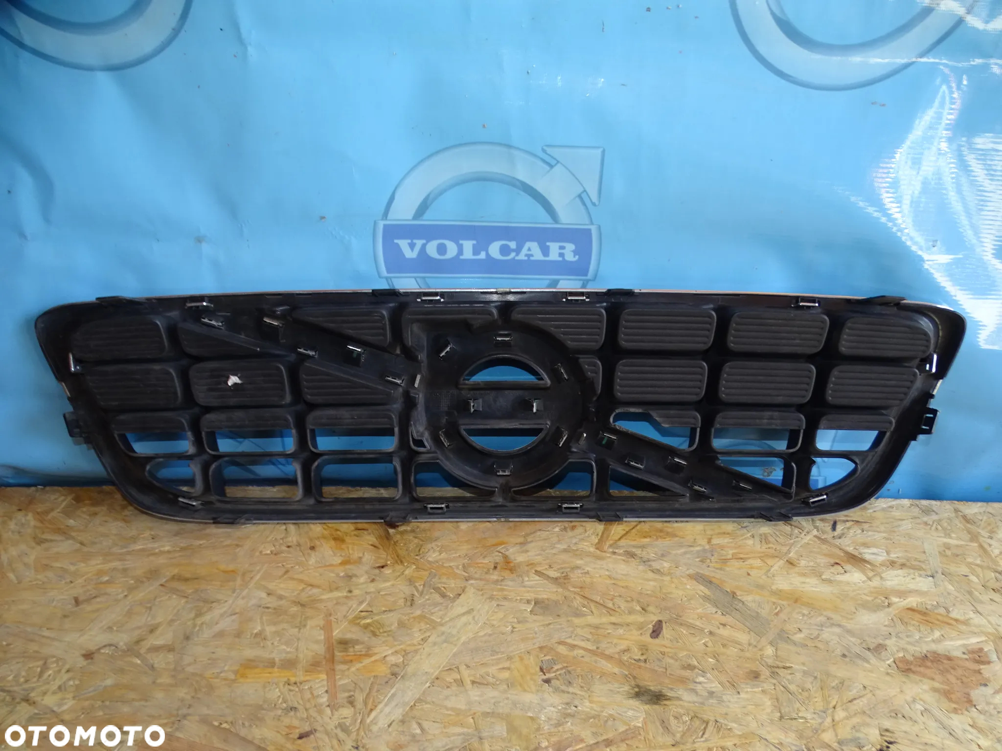 GRILL ATRAPA VOLVO V70 III ORYGINAŁ 31294826 - 3