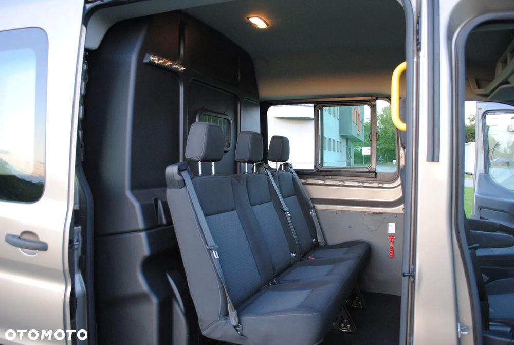 Ford Transit - 18