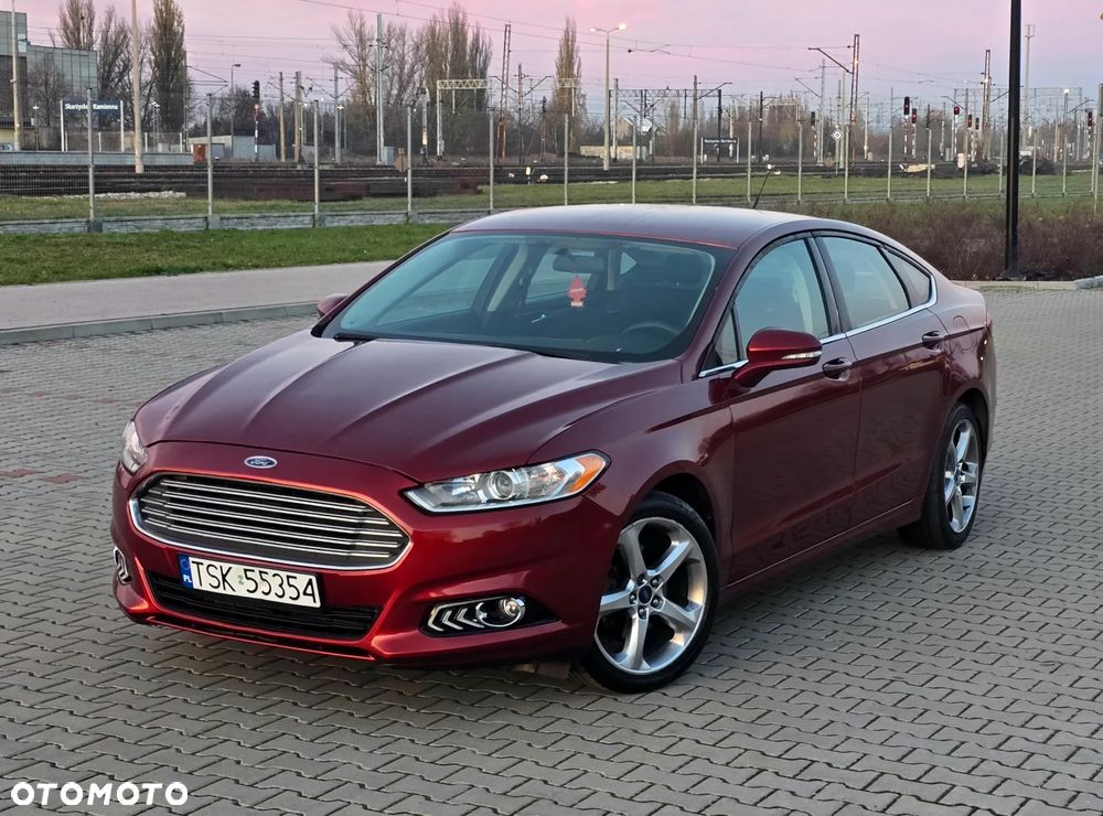 Ford Fusion - 2