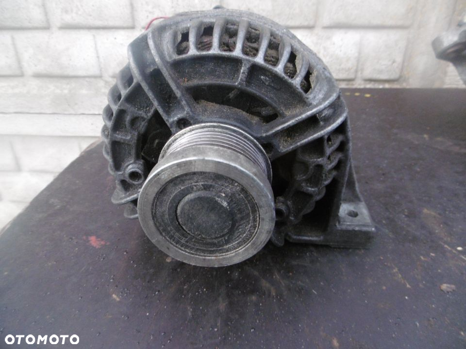 Alternator VOLVO V70 S60 2,4 9459077 0124515019 120A - 2