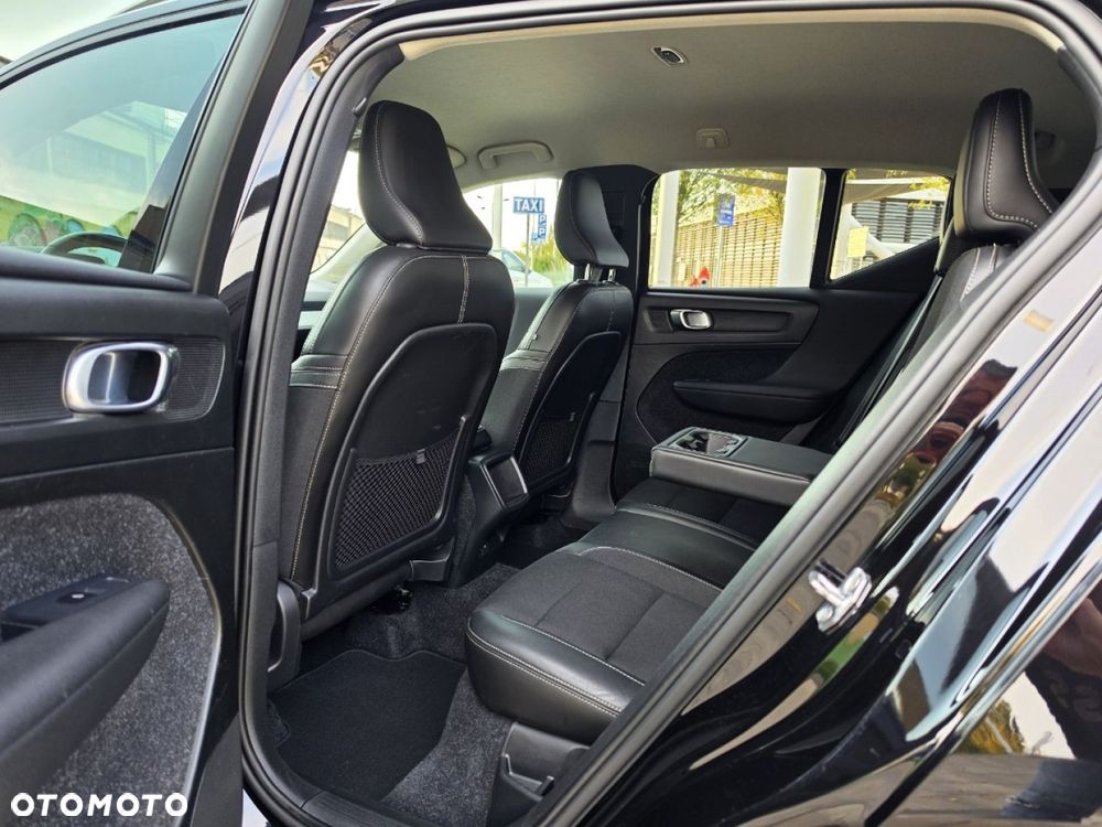 Volvo XC 40 - 34