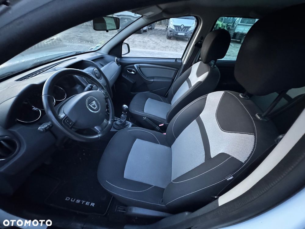 Dacia Duster 1.5 dCi Prestige S&S - 11