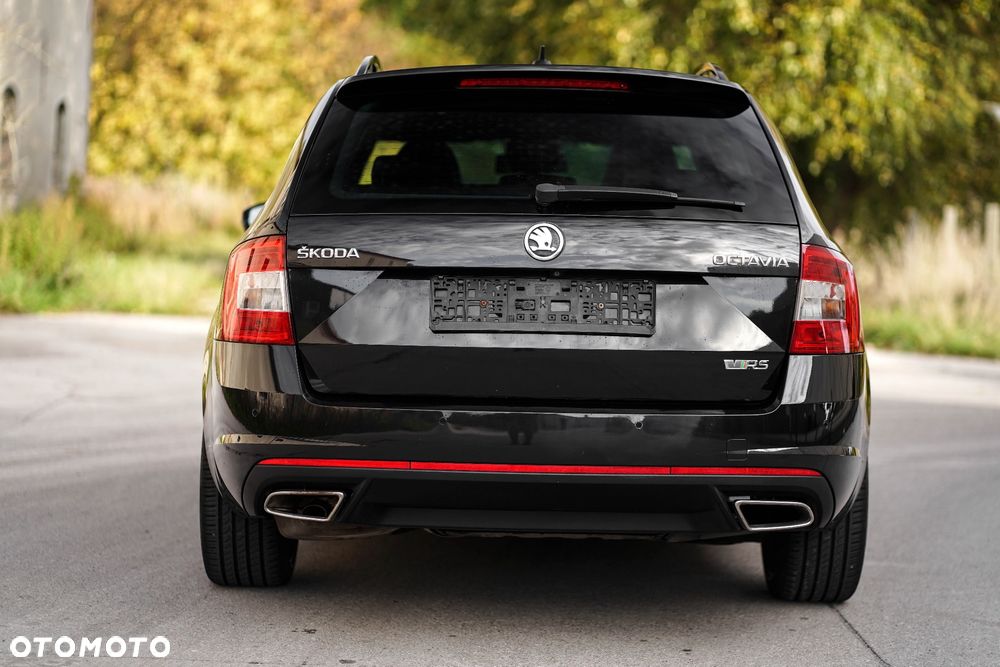 Skoda Octavia 2.0 TDI RS DSG - 7