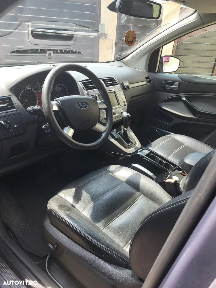 Ford Kuga - 18