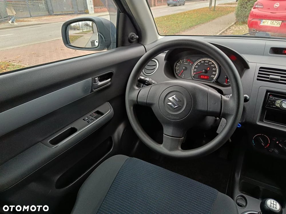 Suzuki Swift 1.3 Comfort - 34