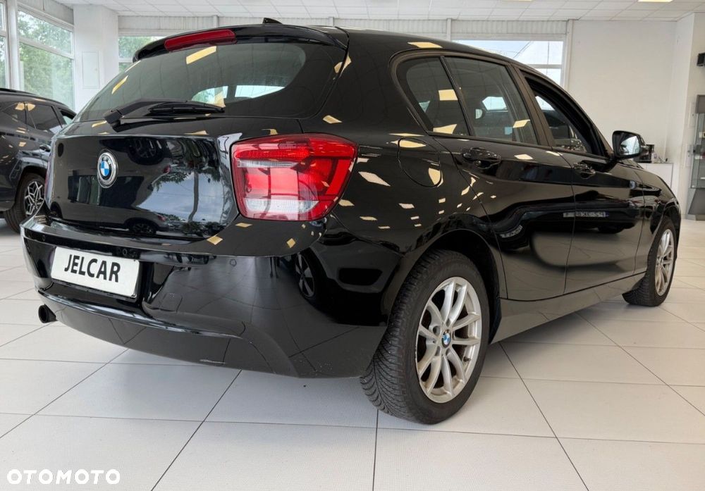 BMW Seria 1 116i - 5