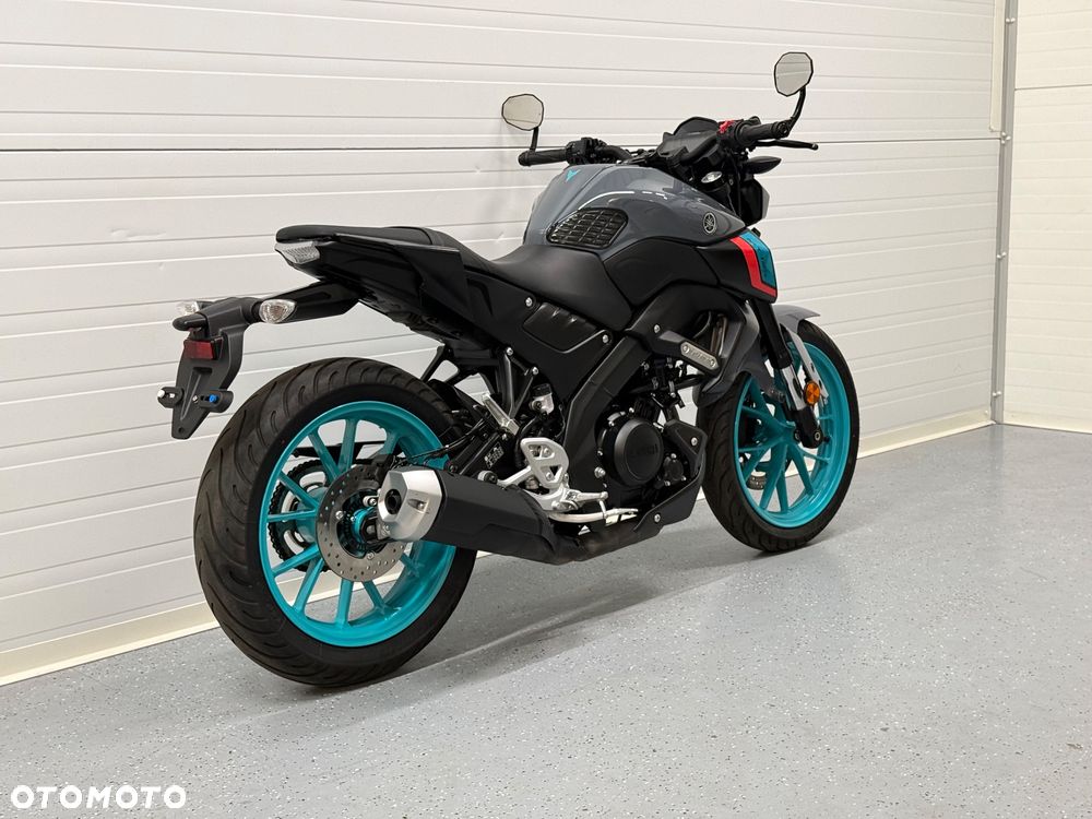 Yamaha MT - 4