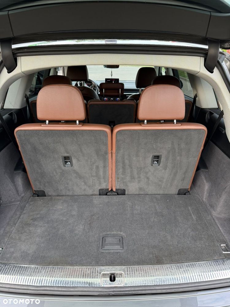Audi Q7 - 12