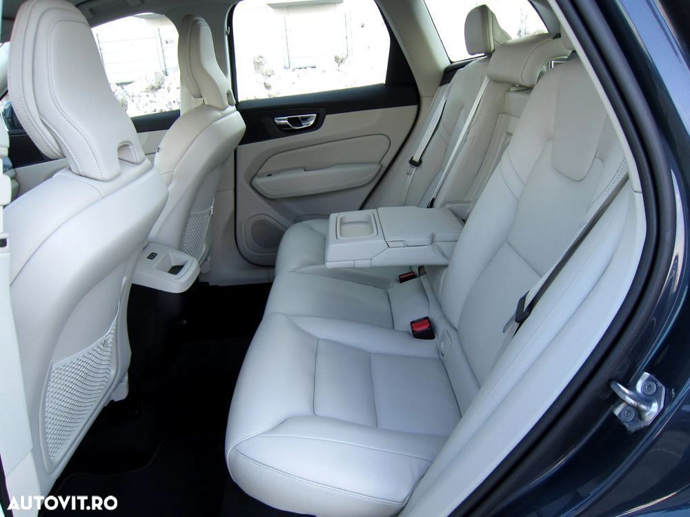 Volvo XC 60 D4 Geartronic Momentum - 12