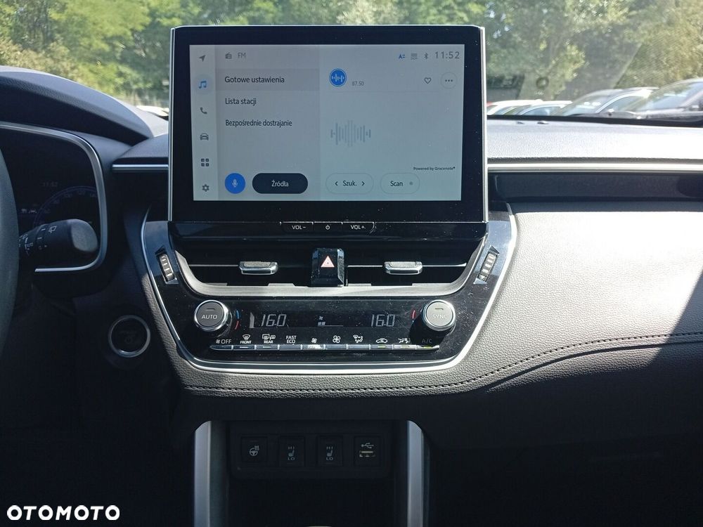 Toyota Corolla Cross 2.0 Hybrid Style AWD - 7