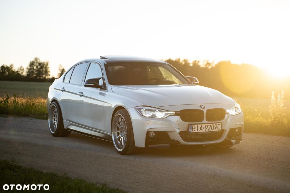 BMW Seria 3 335i Sport Line - 1