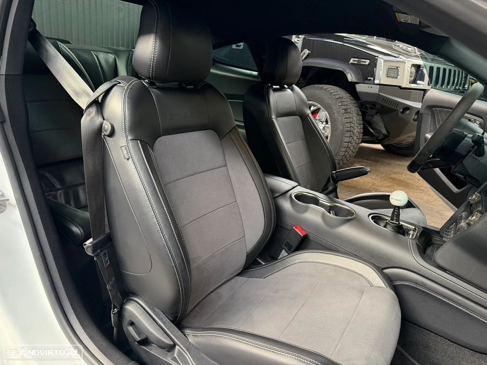 Ford Mustang Shelby GT350 5.2 V8 - 27