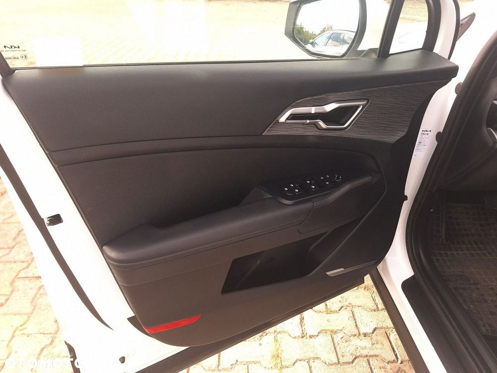 Kia Sportage 1.6 T-GDI M 2WD DCT - 12