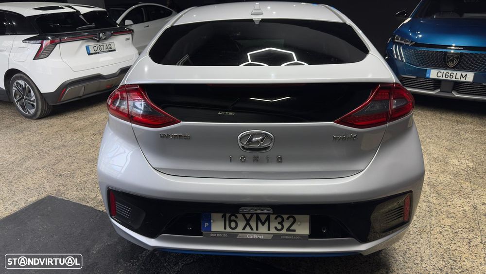 Hyundai Ioniq 1.6 GDI HEV Hybrid Tech - 4