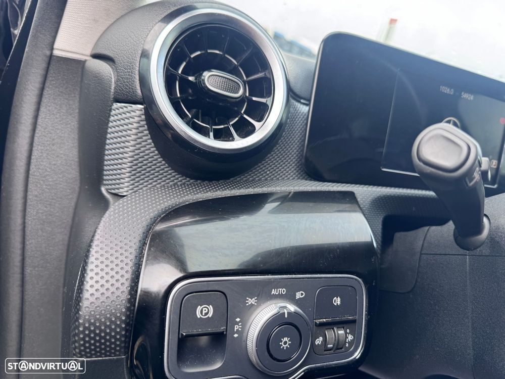 Mercedes-Benz A 250 e - 8