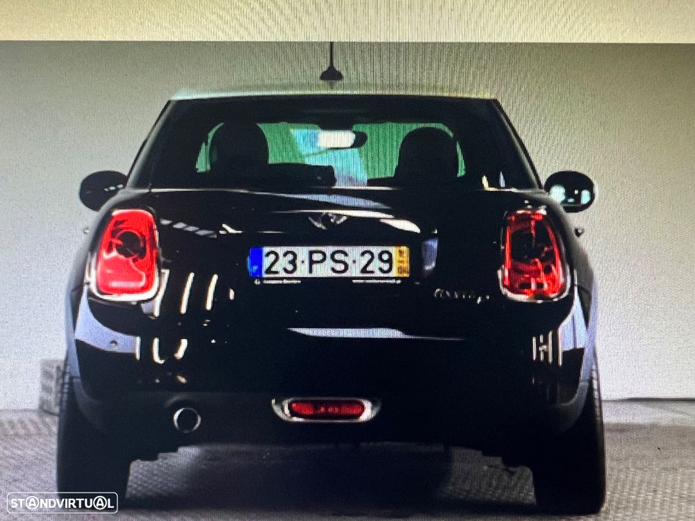 MINI 5 Portas Cooper D Auto - 3