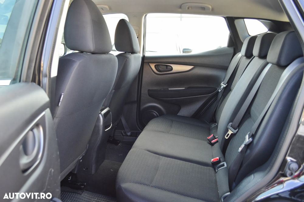 Nissan Qashqai 1.5 DCI N-Connecta - 21