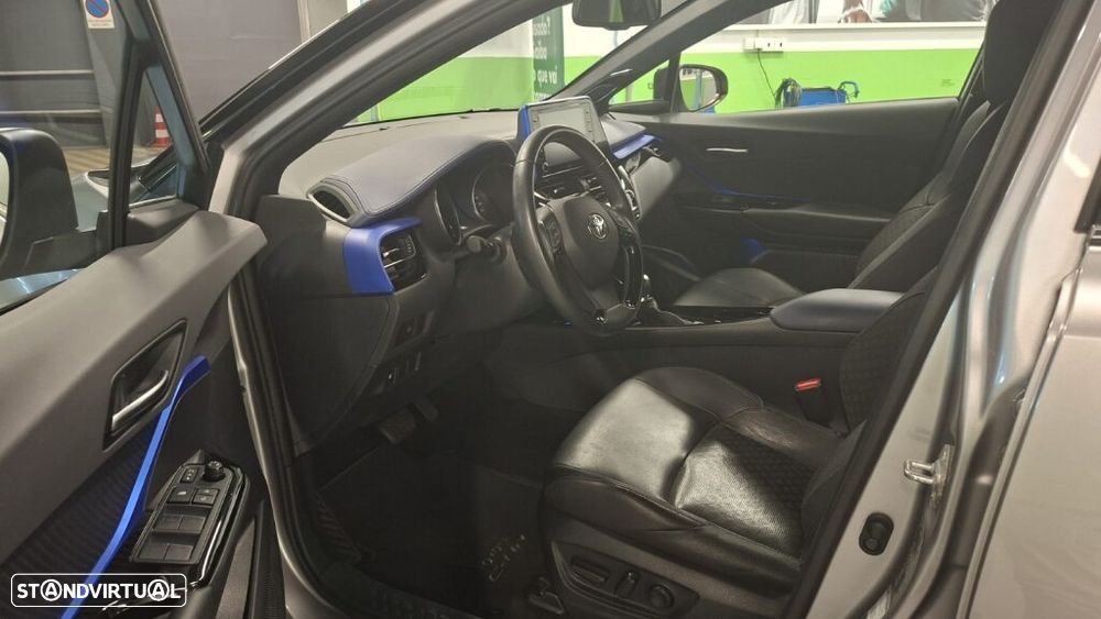 Toyota C-HR 2.0 Hybrid Lounge - 8