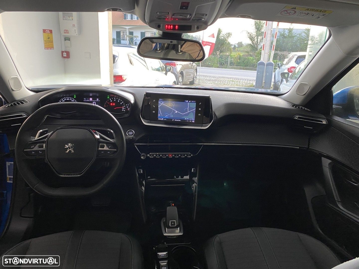 Peugeot 2008 1.5 BlueHDi Allure Pack EAT8 - 19