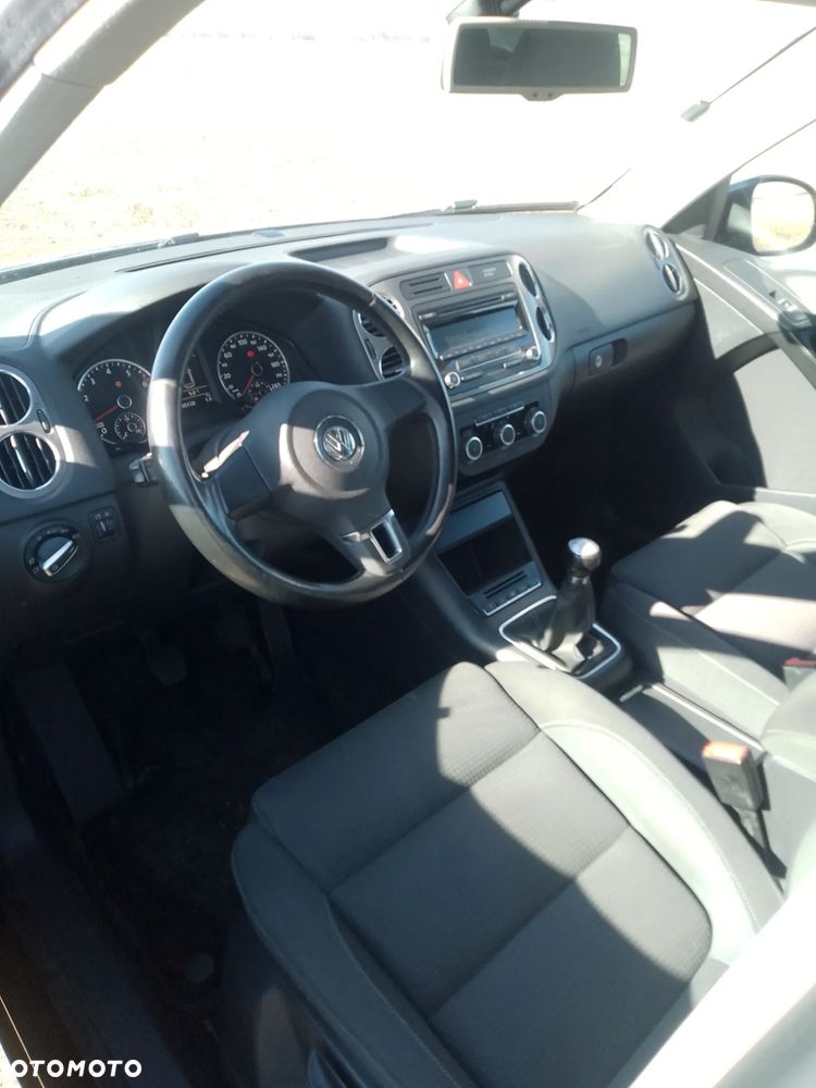 Volkswagen Tiguan - 9