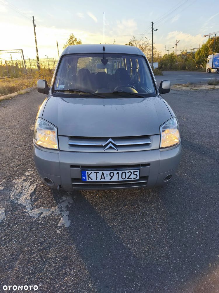 Citroen Berlingo 2008 photo 3
