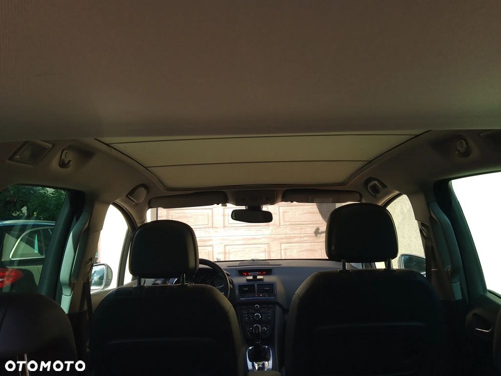 Opel Meriva 1.4 T Cosmo - 24