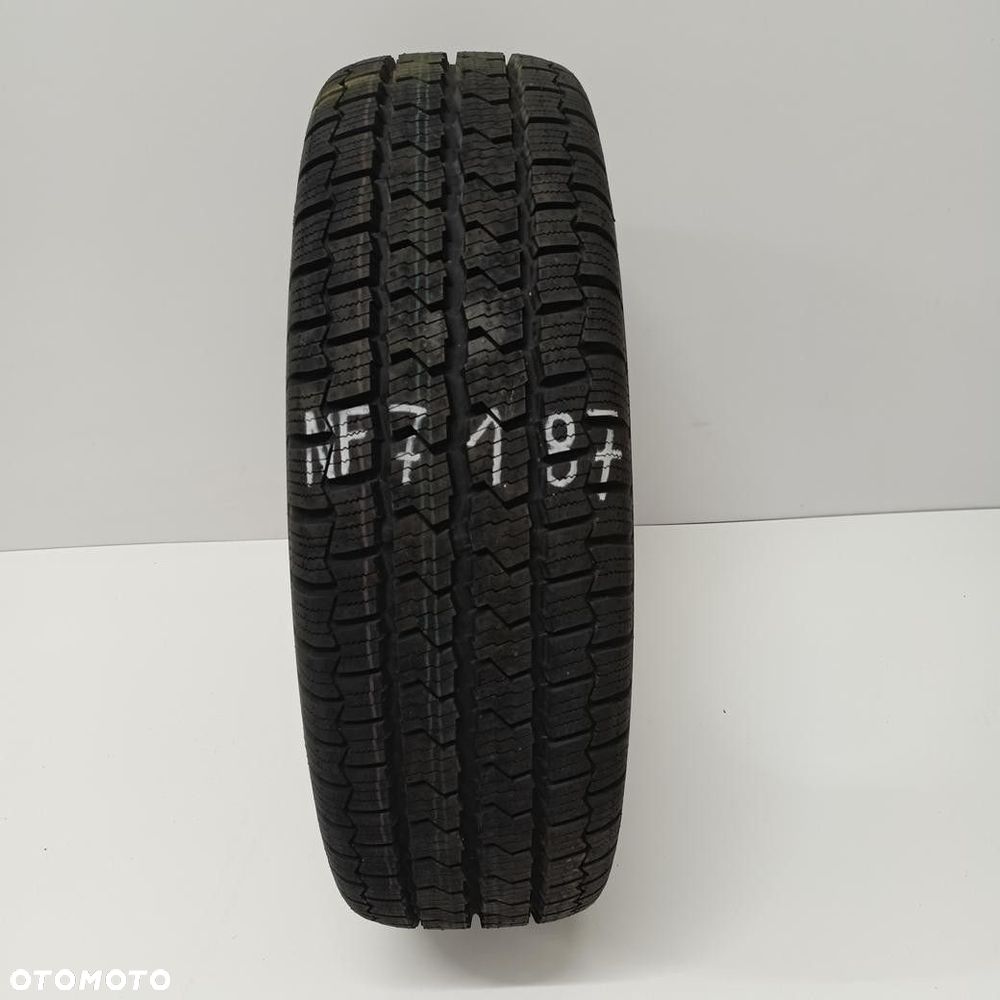 Opona 225/75/16C Continental VancoFourSeason 2 (NF7187)