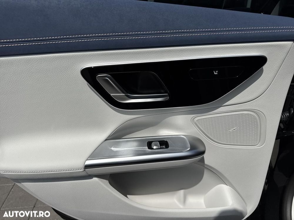 Mercedes-Benz EQE 350 4MATIC - 13