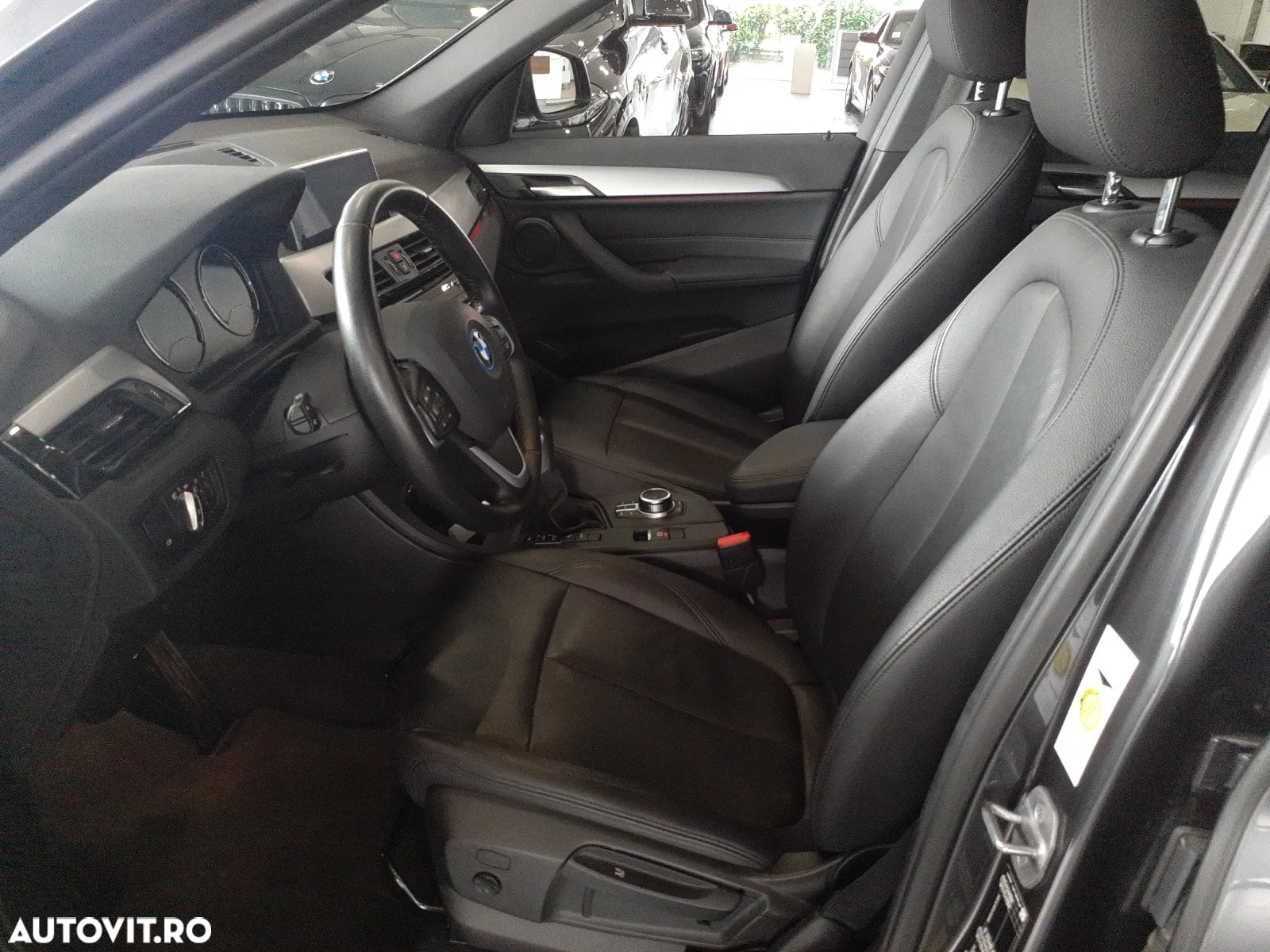 BMW X1 xDrive25e Advantage - 6