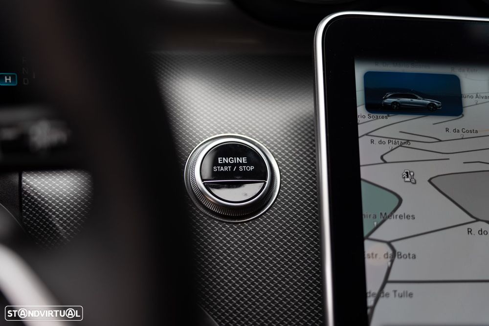 Mercedes-Benz C 300 e T 9G-TRONIC Avantgarde - 19