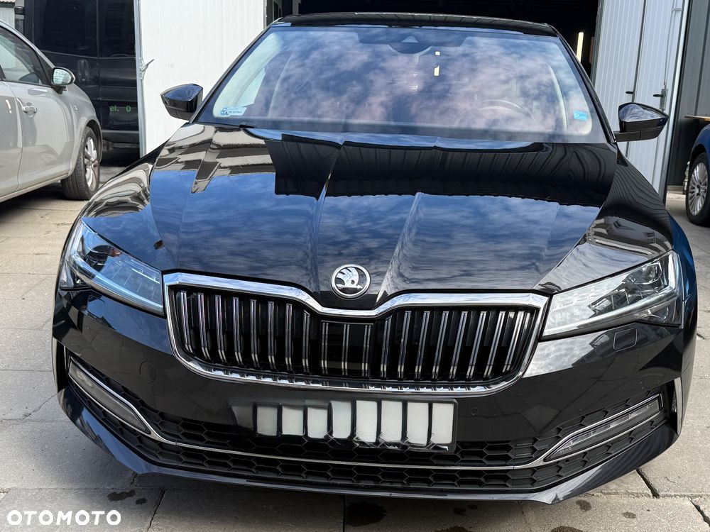 Skoda Superb 2.0 TSI L&K DSG - 23