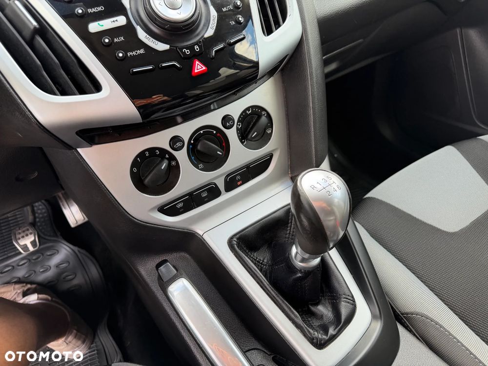 Ford Focus 1.6 EcoBoost Start-Stopp-System Titanium - 16