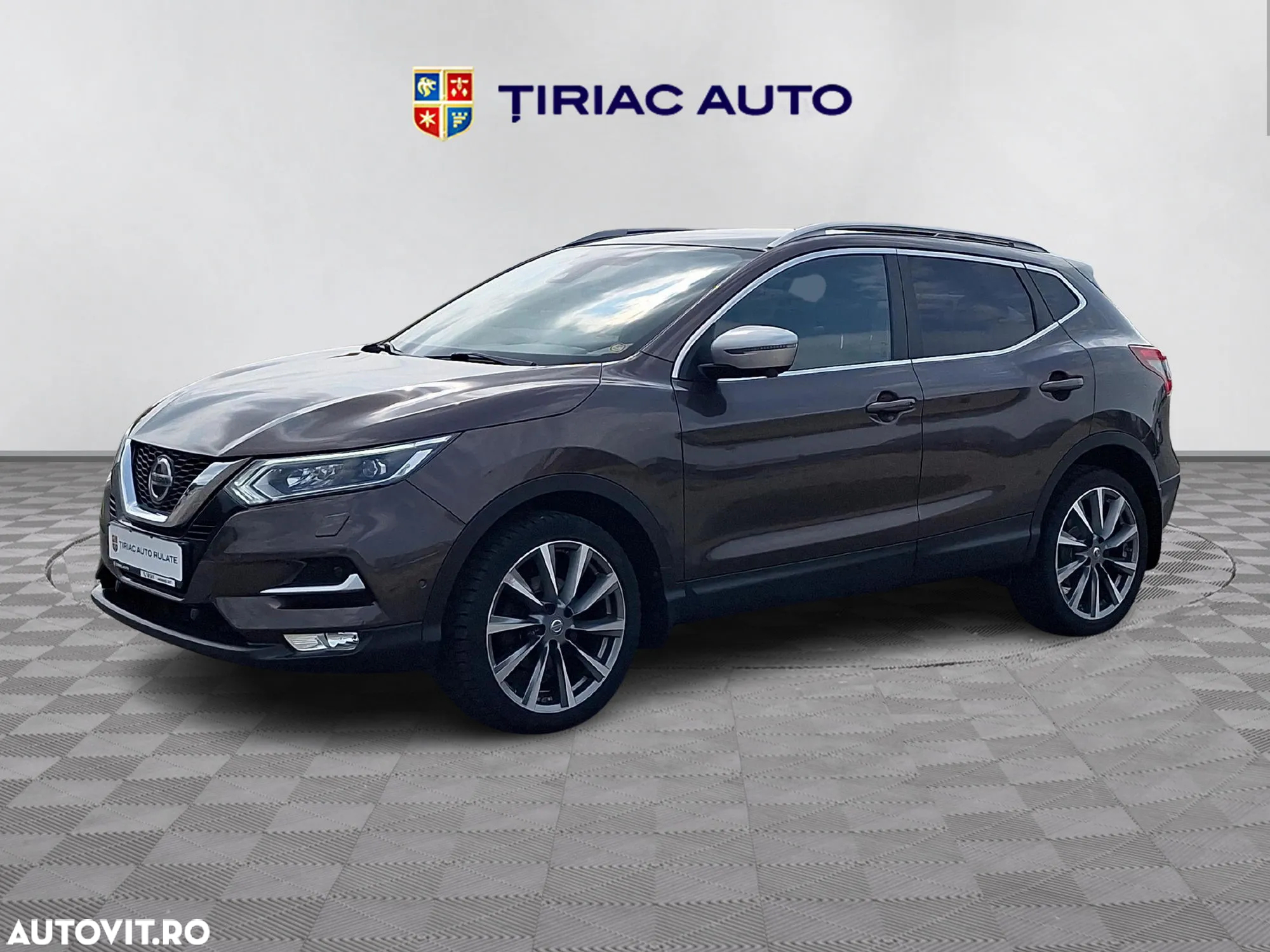 Nissan Qashqai 1.3 DIG-T DCT TEKNA+ - 2