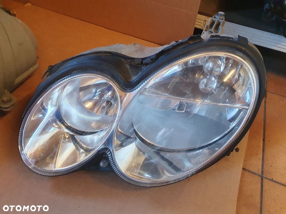 REFLEKTOR LEWY MERCEDES C209 CLK EUROPA - 5