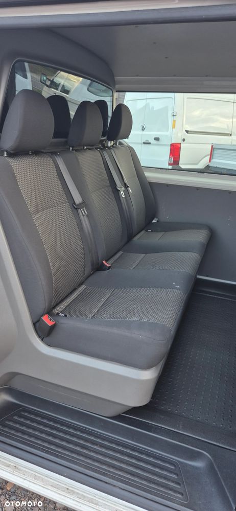 Volkswagen T6.1 long 6 osobowy - 12