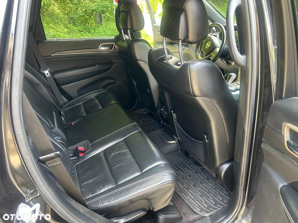 Jeep Grand Cherokee 3.0I CRD Laredo - 14