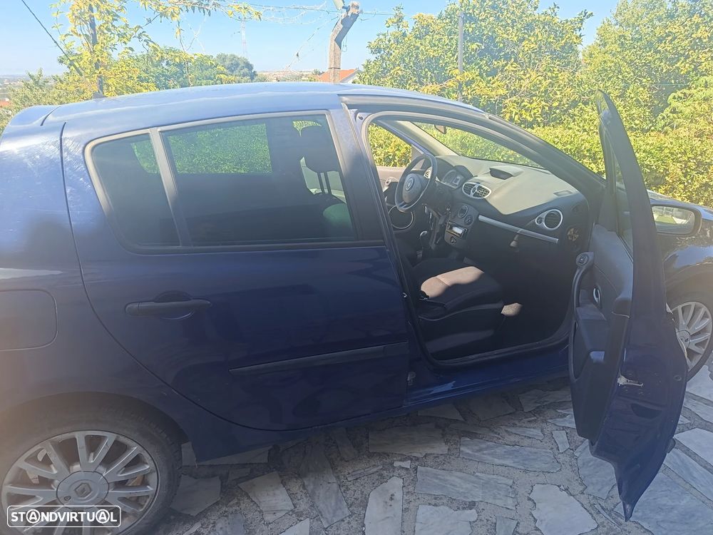 Renault Clio 1.2 16V Dynamique - 19