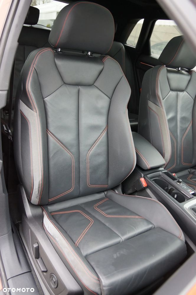 Audi Q3 35 TDI Quattro S Line - 32