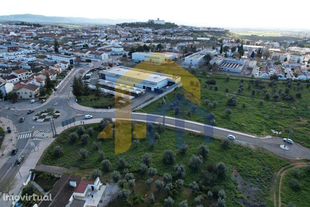 Terreno Para Construção  Venda em Estremoz (Santa Maria e Santo André) - Grande imagem: 3/6