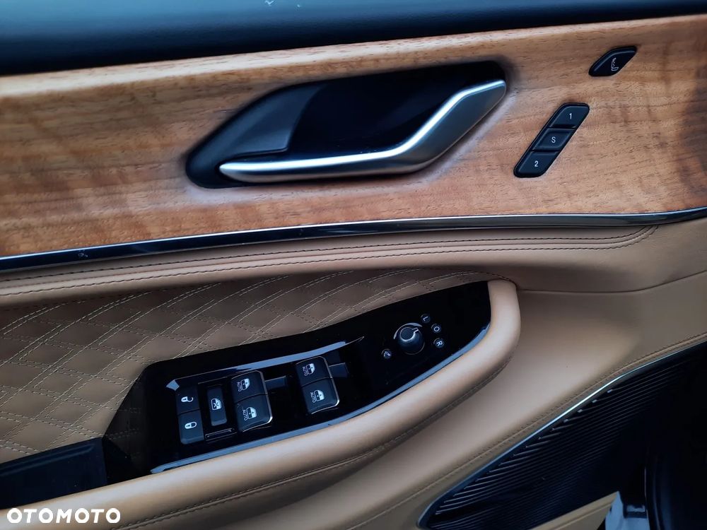 Jeep Grand Cherokee 5.7 V8 HEMI 4WD Automatik Summit - 15