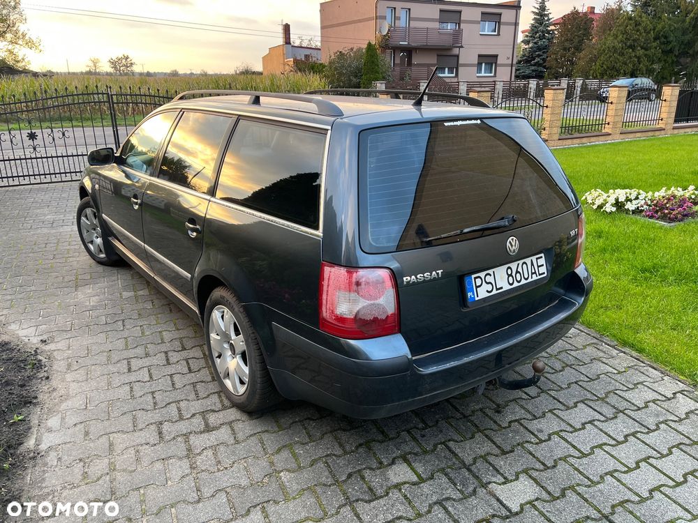 Volkswagen Passat 1.8T Trendline - 3