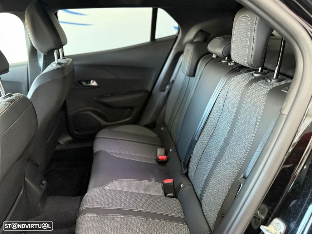 Peugeot 2008 1.5 BlueHDi GT Line EAT8 - 5