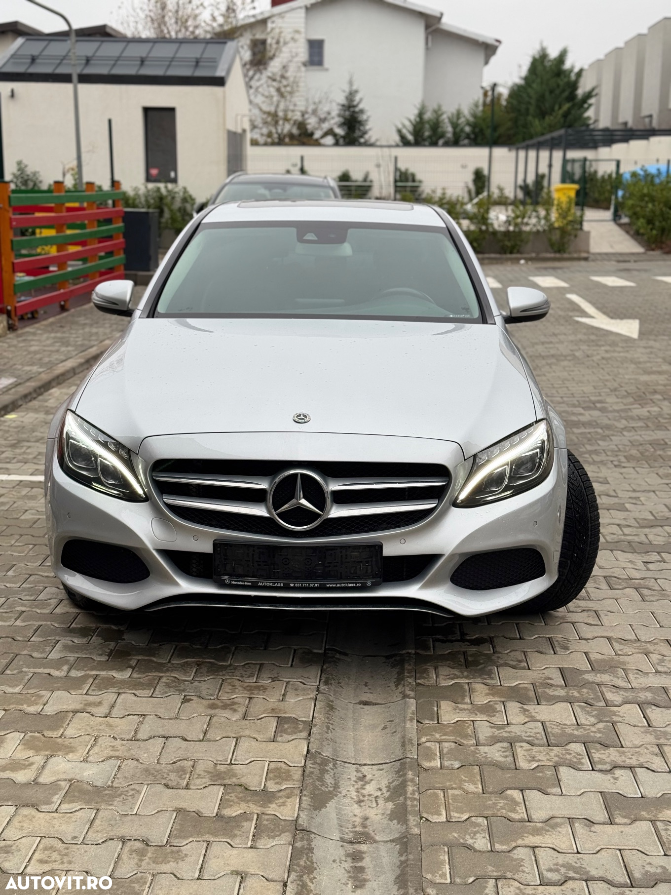 Mercedes-Benz C 220 d 4Matic 9G-TRONIC Avantgarde - 2