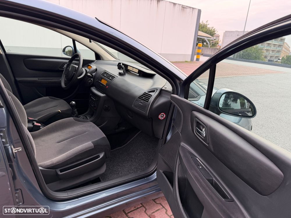 Citroën C4 1.6 HDi SX - 12