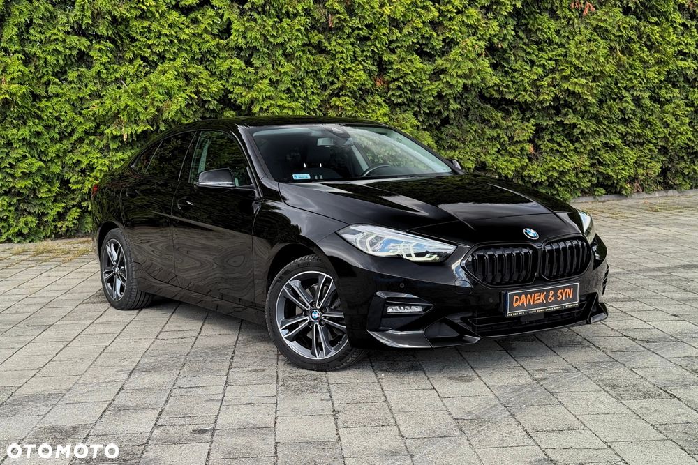 BMW Seria 2 218i Sport Line - 9