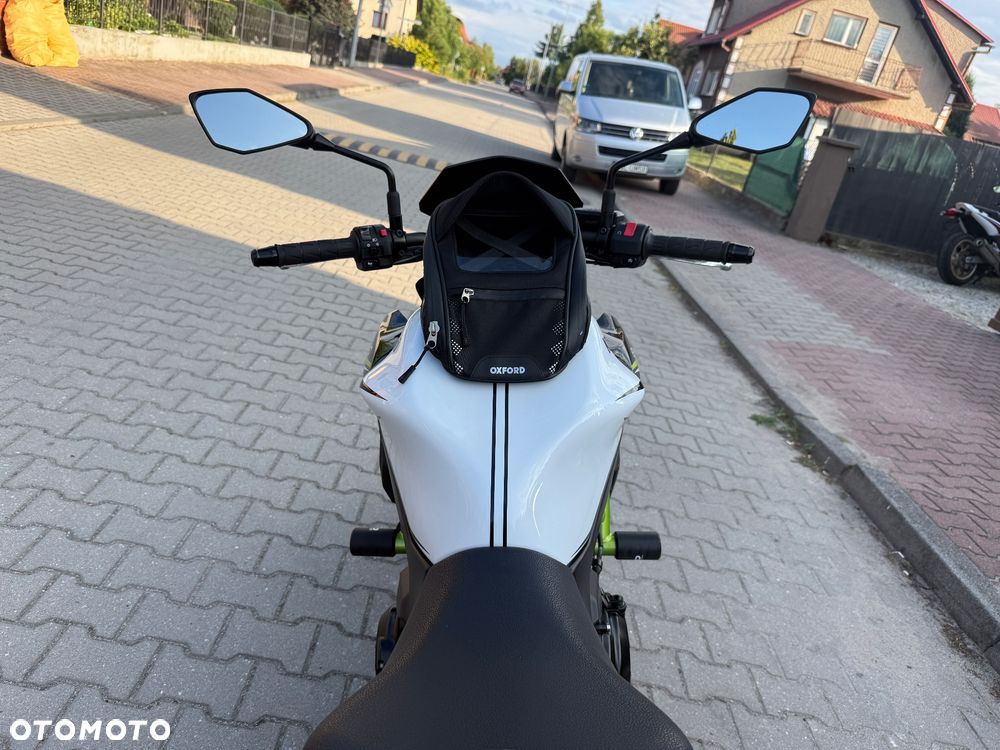 Kawasaki Z - 17
