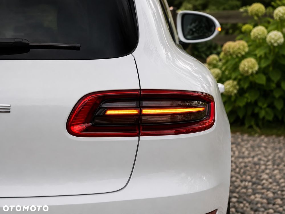 Porsche Macan Standard - 29