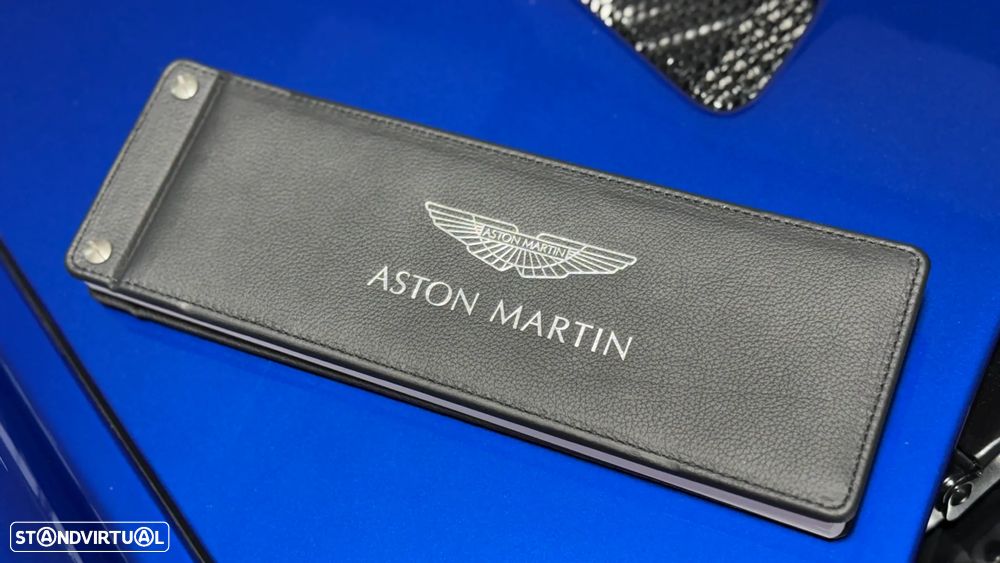 Aston Martin Vantage Coupe - 46